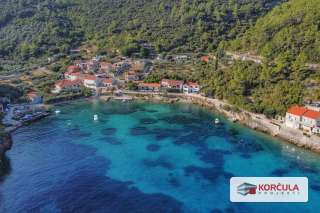 Building land, first row to the sea in Babina