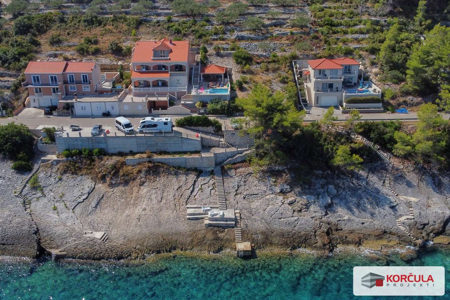 Prekrasna kuća u Prigradici, prvi red do mora Prekrasna kuća u Prigradici, prvi red do mora