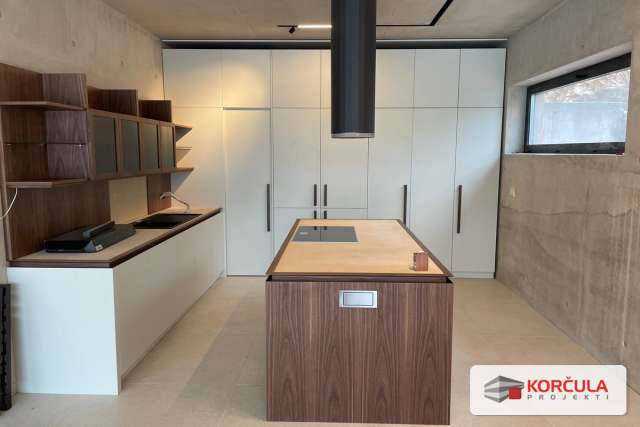 IMG_5135.jpg IMG_5135.jpg