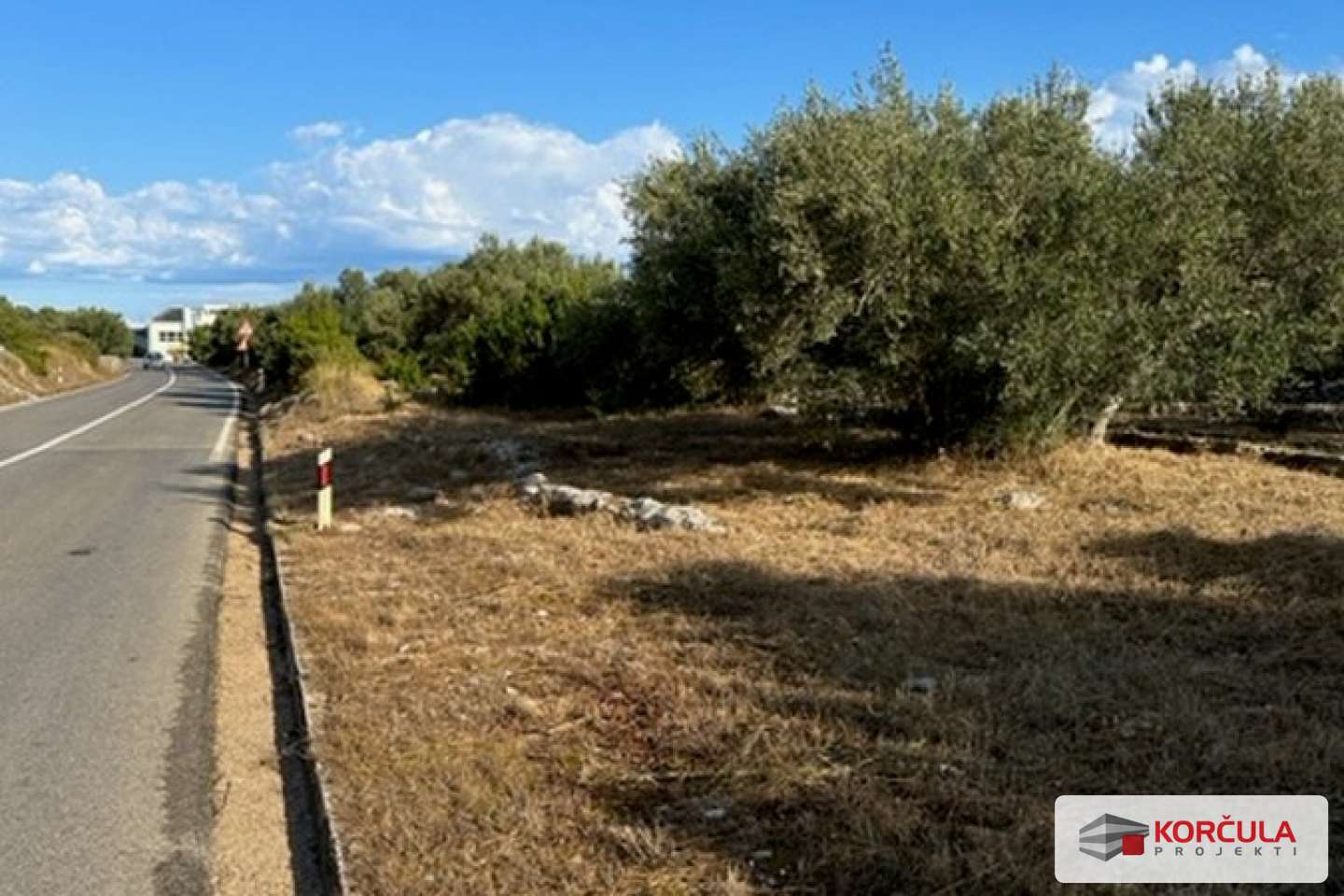 A spacious building plot in Vela Luka is for sale