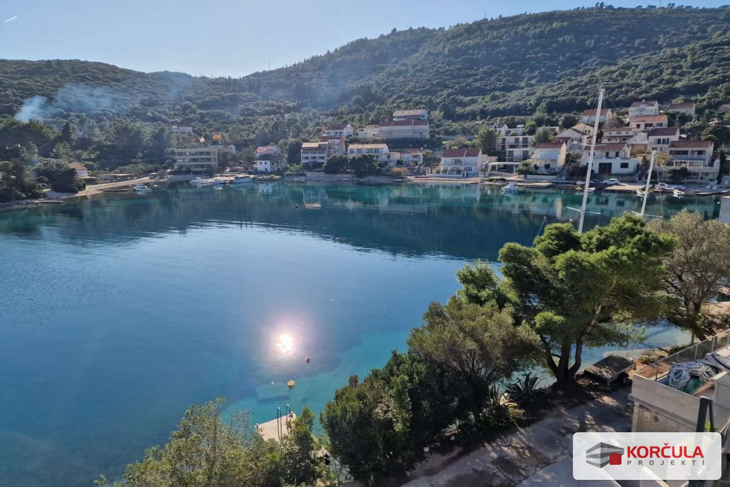 Atraktivno građevinsko zemljište u Žrnovskoj Banji Atraktivno građevinsko zemljište u Žrnovskoj Banji