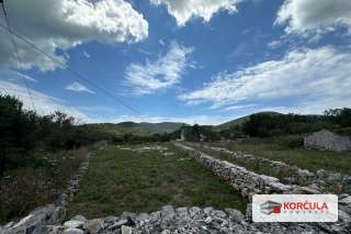 Building plot at the exit from Vela Luka, district of Gudulija