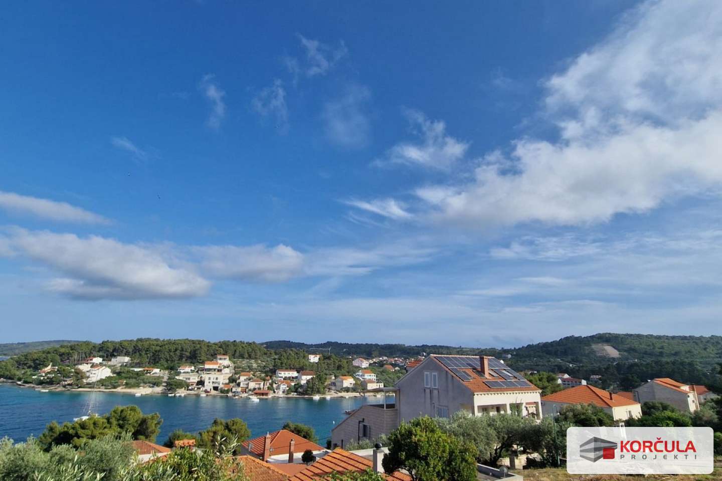 A small building plot with a panoramic view in Lumbarda 