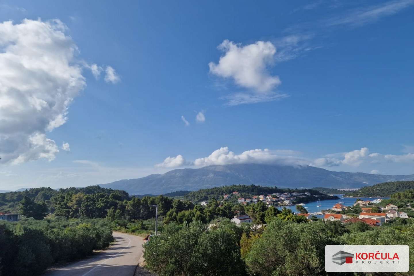 Building land in Lumbarda, about 80 meters from the sea