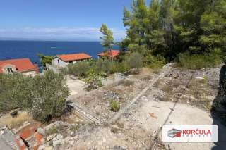 Project for three apartments 30 meters from the sea in Kurija
