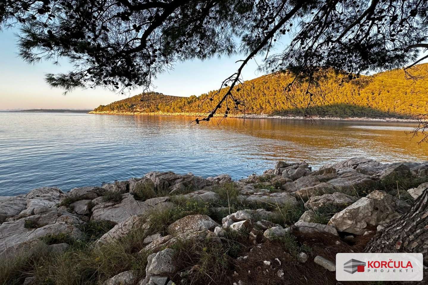  Building plot in the first row to the sea in Poplat