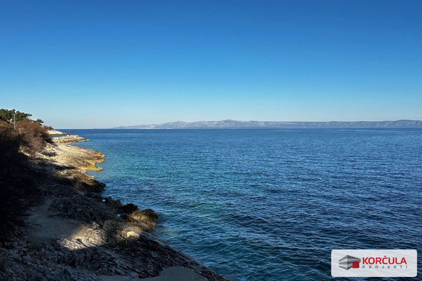 Ekskluzivno zemljište u drugom redu do mora u Prigradici s prekrasnim pogledom Ekskluzivno zemljište u drugom redu do mora u Prigradici s prekrasnim pogledom