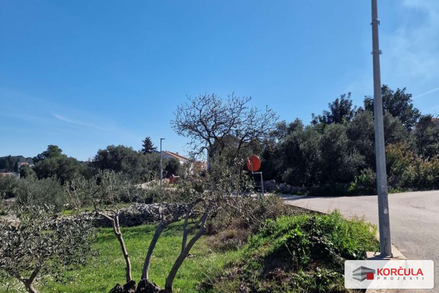 Odlično građevinsko zemljište u Korčuli po korektnoj cijeni Odlično građevinsko zemljište u Korčuli po korektnoj cijeni