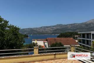 Lijep stan u prizemlju zgrade u Žrnovskoj Banji, nadomak mora i grada Korčule