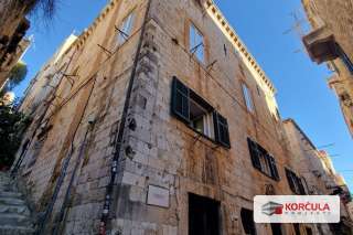 Five Steps from Stradun