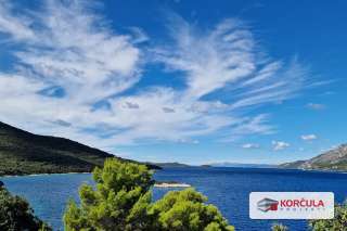 Exceptionally beautiful building plot in the second row from the sea in Vrbovica