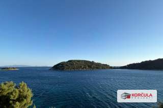 Beautiful building plot in the second row from the sea with a fantastic view, Karbuni