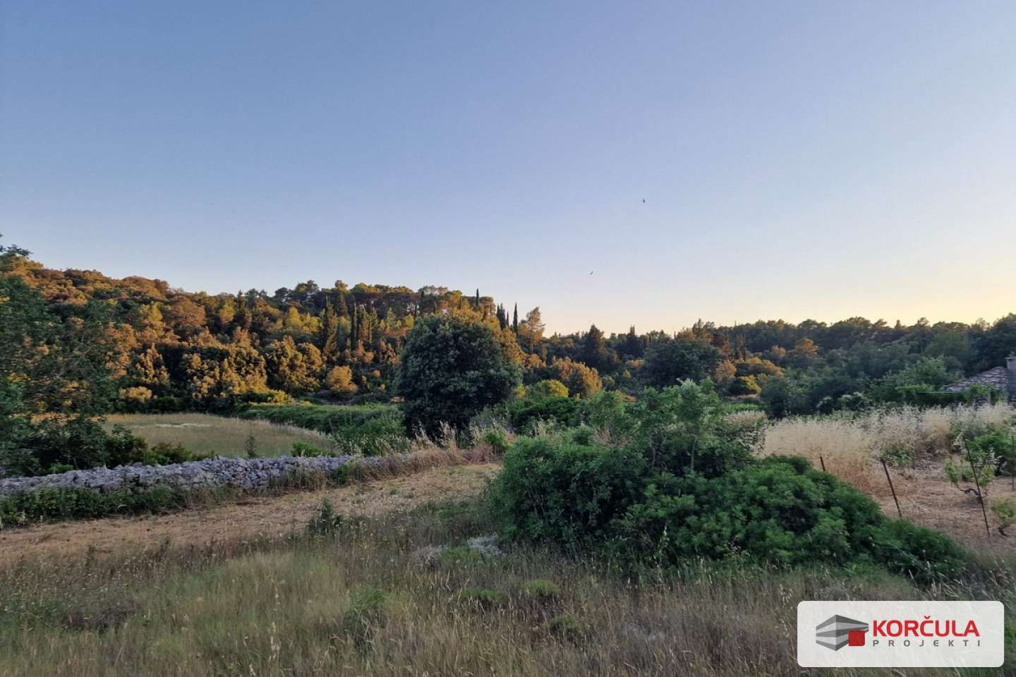 Beautiful Agricultural Land in Žrnovo, Unimije Area