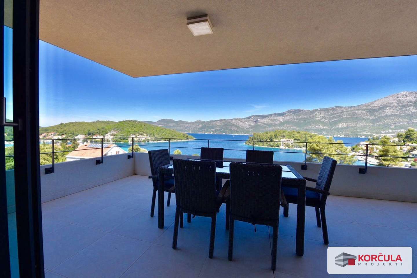 Luxury and Modern Apartment in a New Development (Korčula Hill), Just 100 Metres from the Sea, Žrnovska Banja