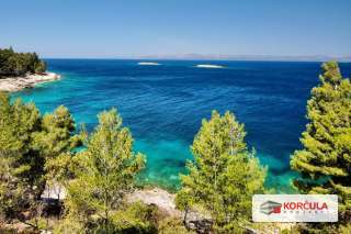 Exclusive and Spacious Building Plot in the First Row by the Sea, Naplovac