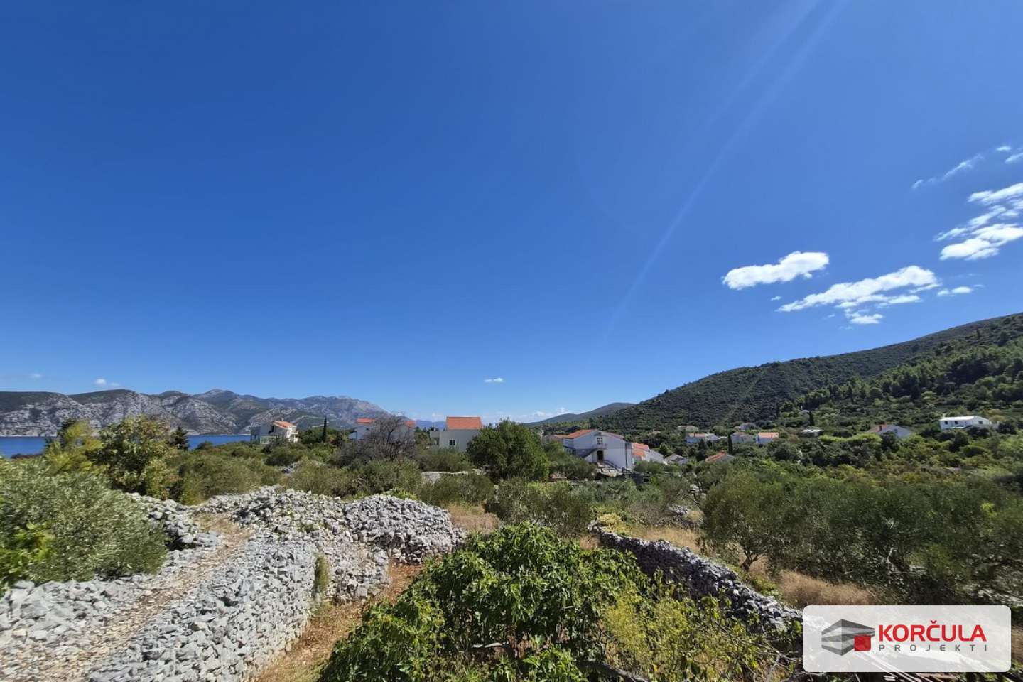 Beautiful Plot with Panoramic Views, Close to the Sea – Račišće